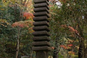 The thirteen-storied stone pagoda