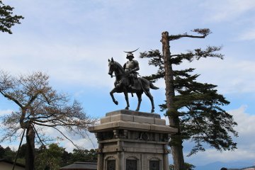 Monument to Date Masamune on the top of Aoba