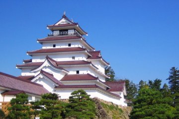 Замок Цуруга-дзё в Айдзу-Вакамацу
