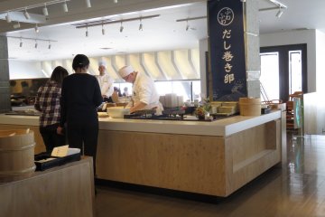 Watch the chefs make freshly cooked Tamagoyaki at the Dashimaki stand