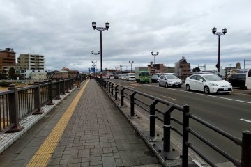 Looking north over Hirose Bridge towards Kawaramachi