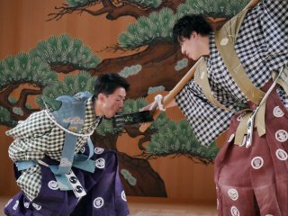 Kyogen preformance on the Neold stage 
