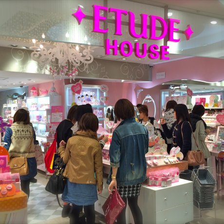 Etude House Cosmetics in Shinjuku