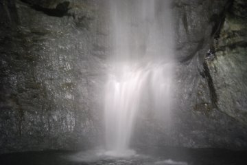 Base of Ten-no-Iwado-no-Taki (Ten-no-Iwado waterfall).