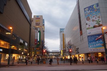 중심가는 아사히카와 역과 바로 연결된다.