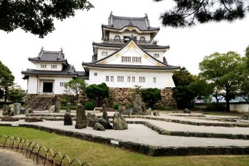 <p>The stone garden at Kishiwada Castle</p>