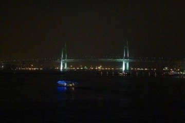 夜色中的横滨大桥