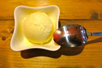 <p>Complimentary French vanilla ice cream served after the hot green tea</p>