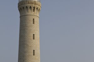 角島灯台はリチャード・ヘンリー・ブラントンが設計監督した26の灯台の一つだ
