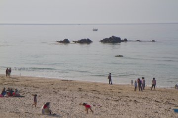 Cobalt Blue Beach is across the street from Shiokaze no Sato visitor&#39;s area